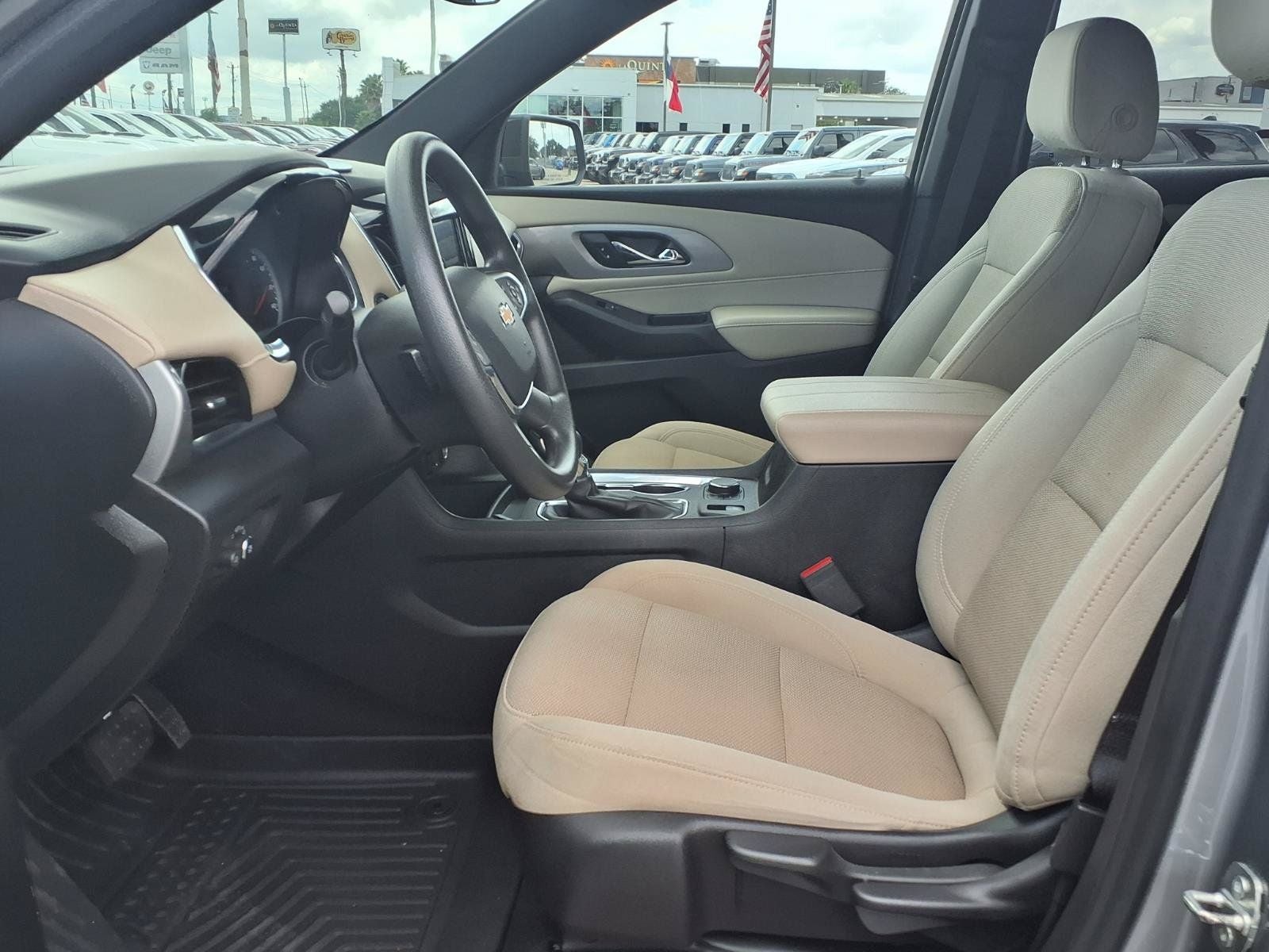 2023 Chevrolet Traverse LS