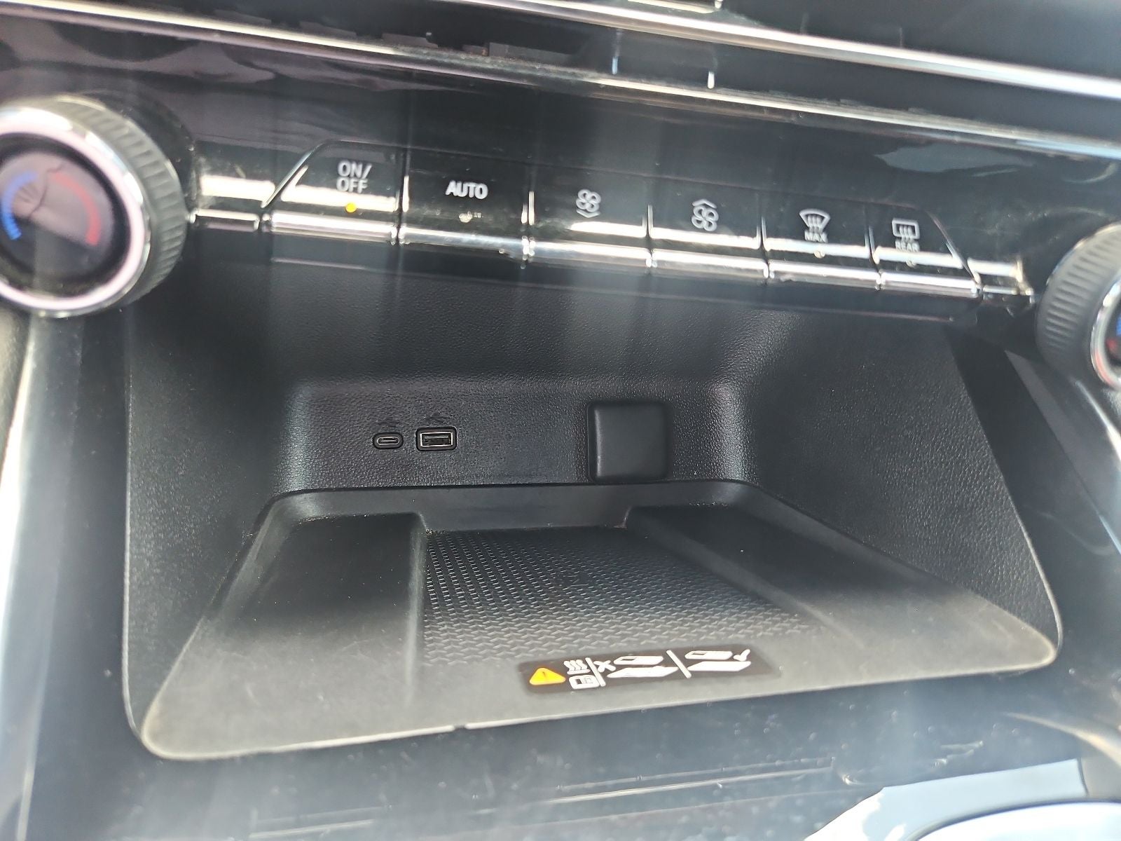 2025 Chevrolet Traverse LT 2LT