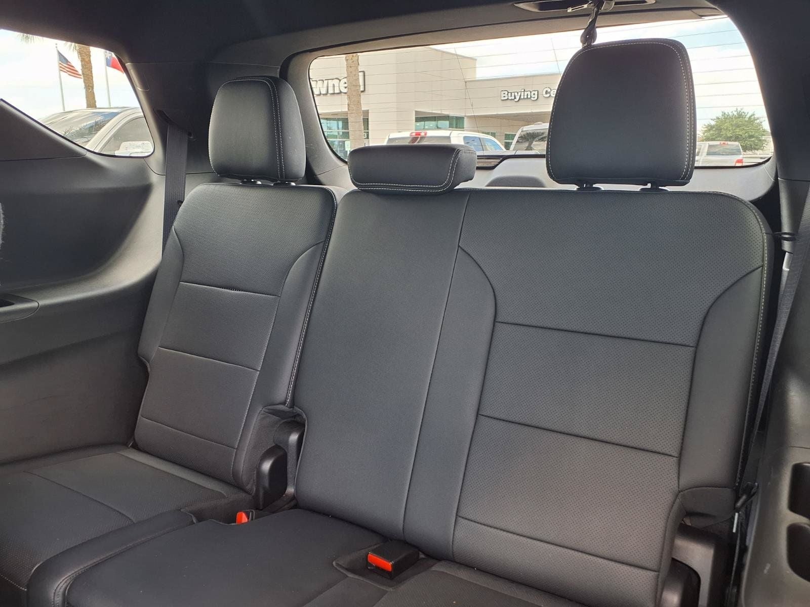 2025 Chevrolet Traverse LT 2LT