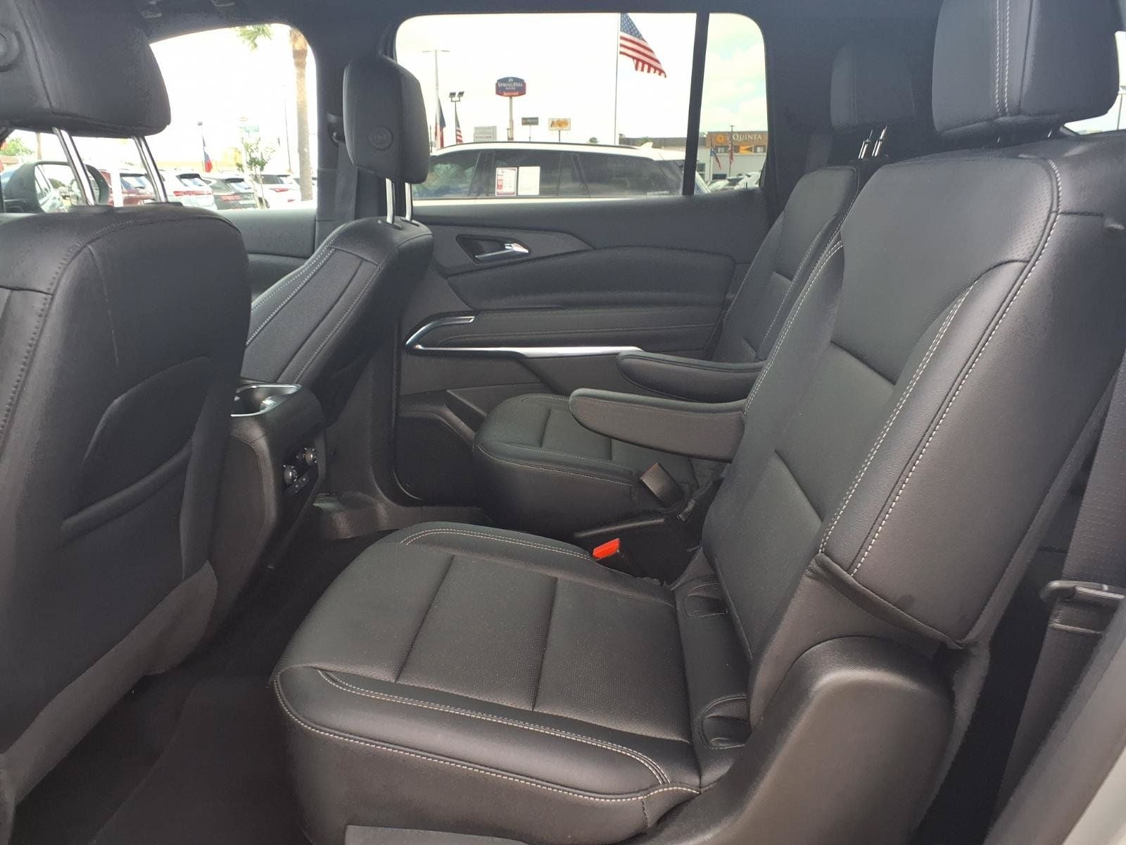 2025 Chevrolet Traverse LT 2LT