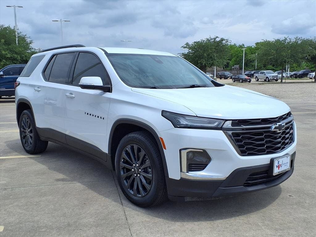 2023 Chevrolet Traverse RS