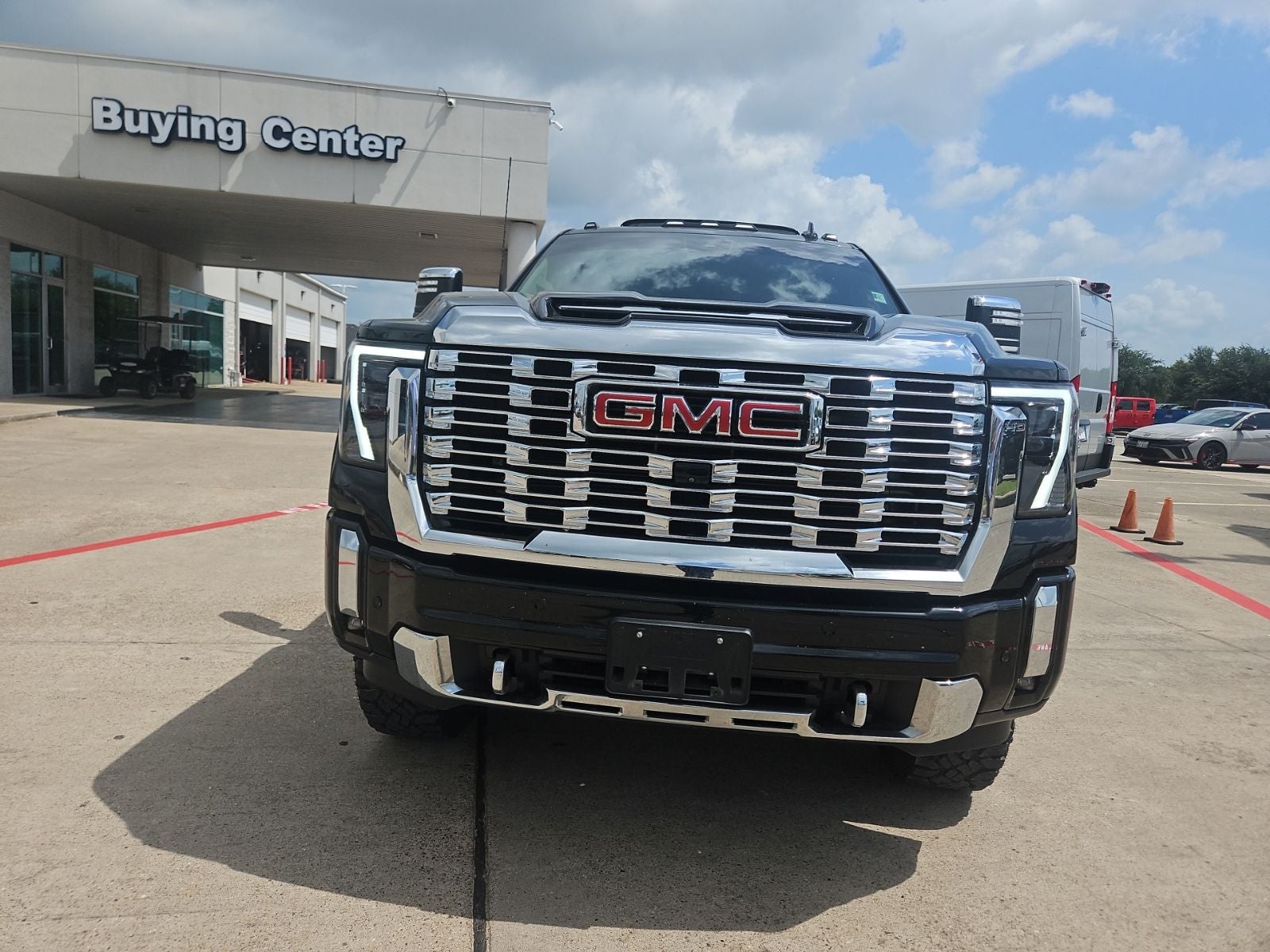2025 GMC Sierra 2500HD Denali