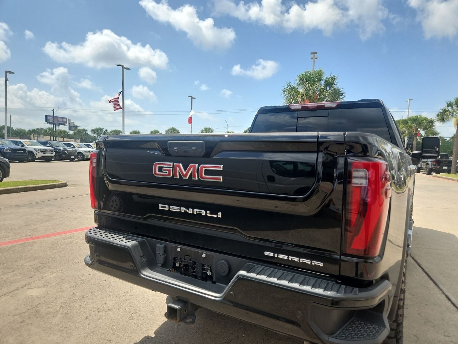 2025 GMC Sierra 2500HD Denali