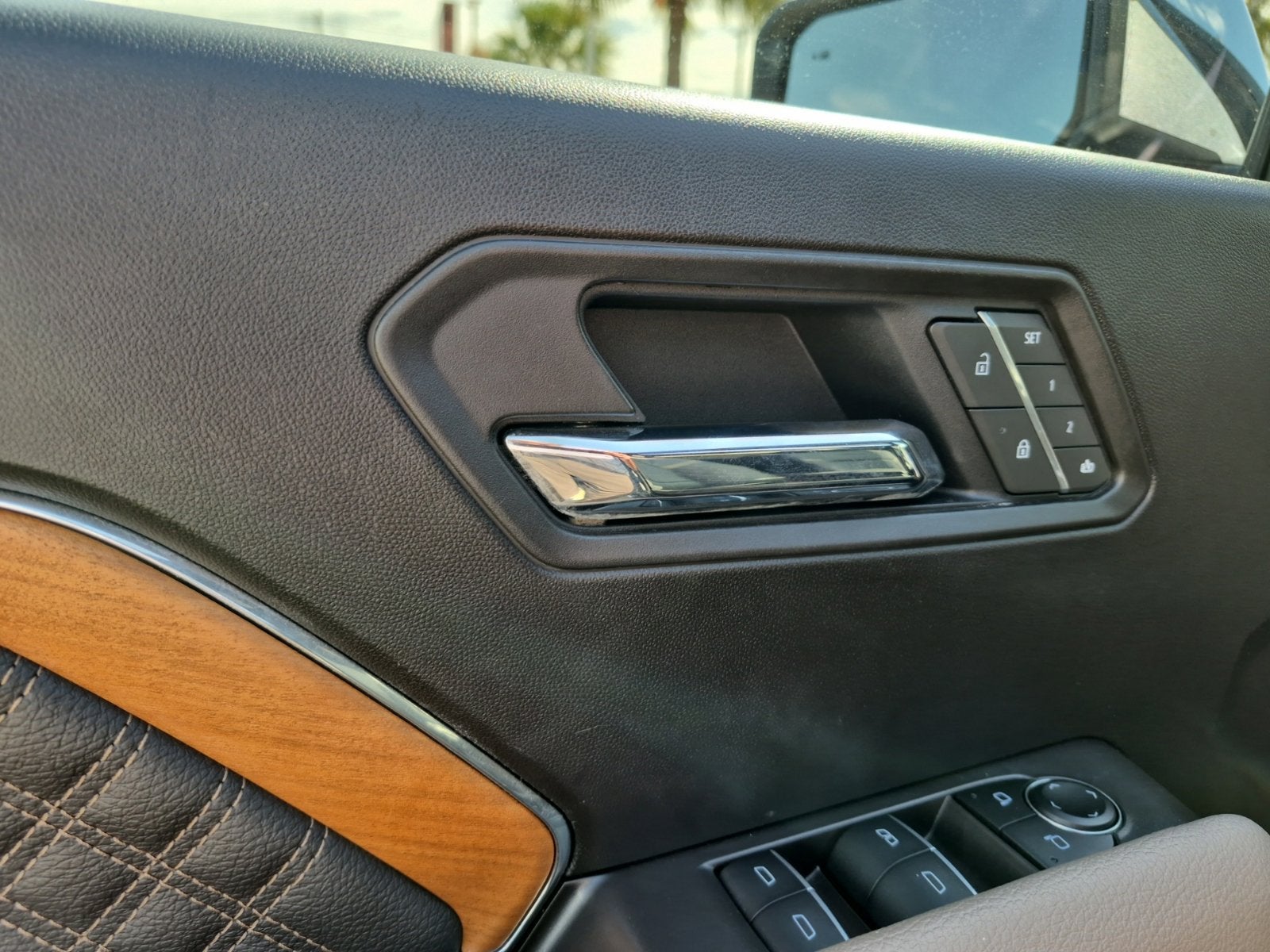 2025 GMC Canyon Denali