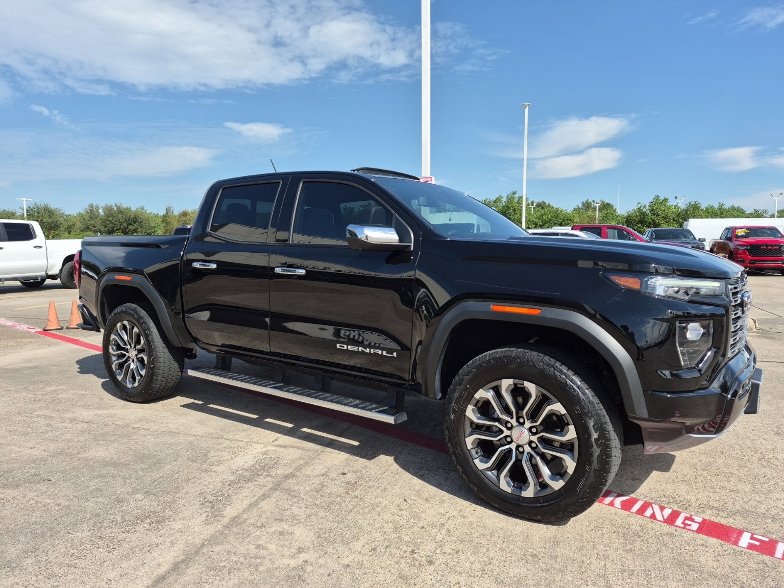 2025 GMC Canyon Denali