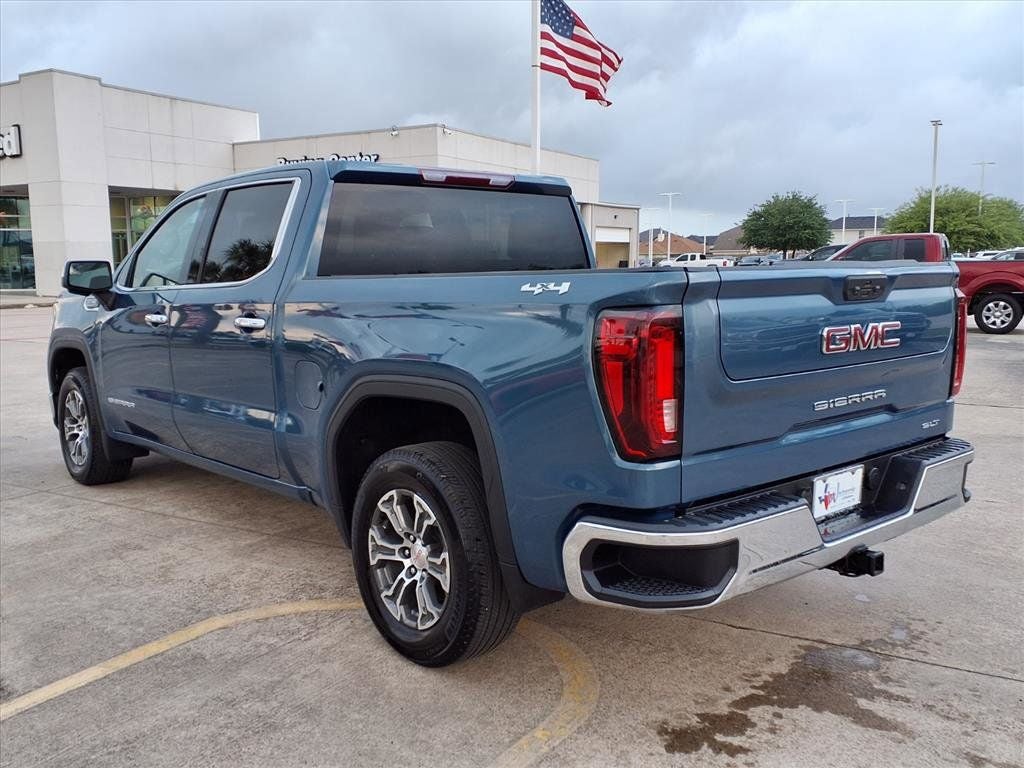 2024 GMC Sierra 1500 SLT