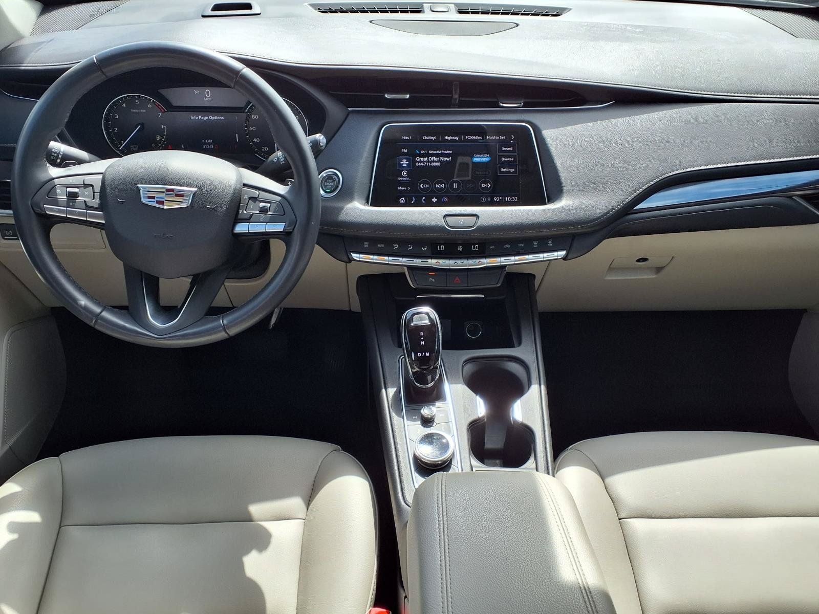 2022 Cadillac XT4 Luxury