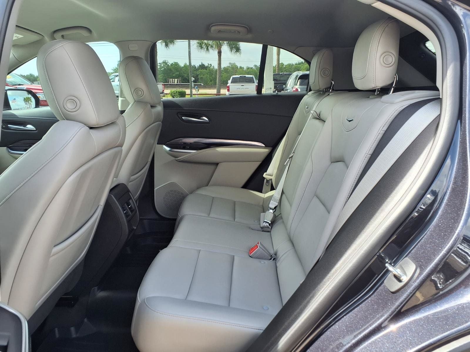 2022 Cadillac XT4 Luxury