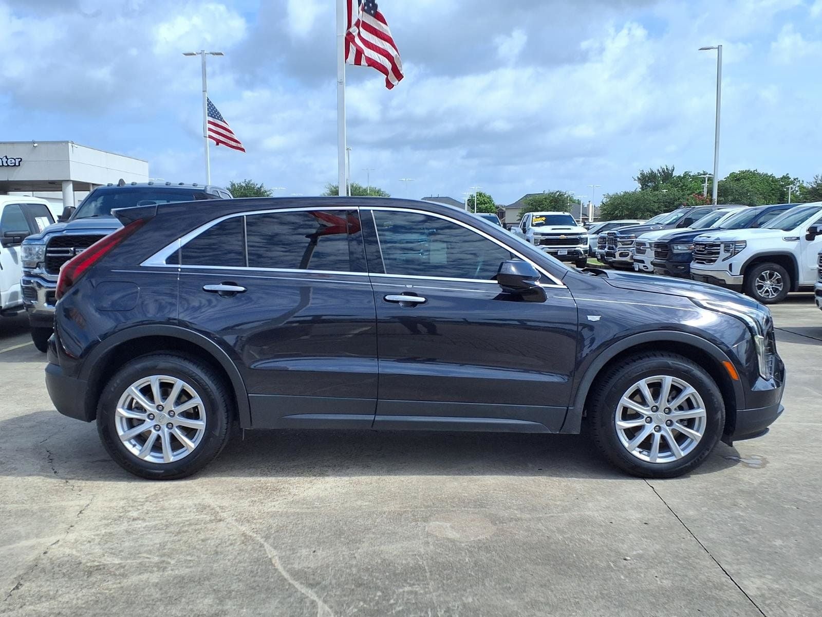 2022 Cadillac XT4 Luxury