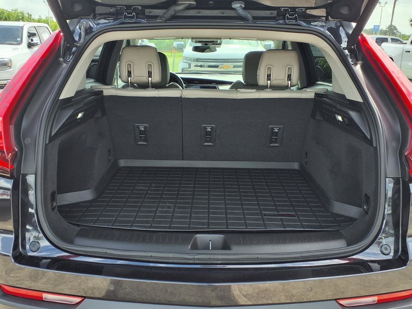 2022 Cadillac XT4 Luxury