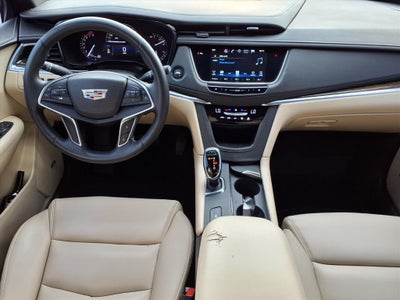 2017 Cadillac XT5 Base