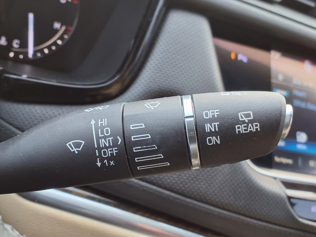 2017 Cadillac XT5 Base