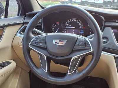 2017 Cadillac XT5 Base