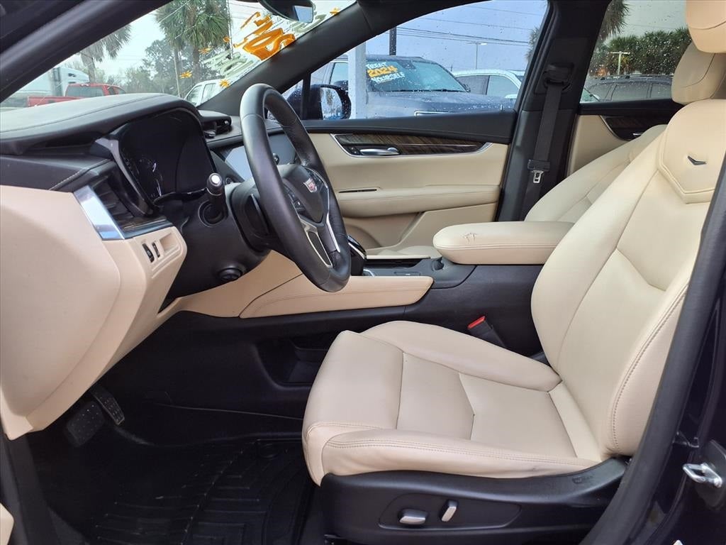 2017 Cadillac XT5 Base