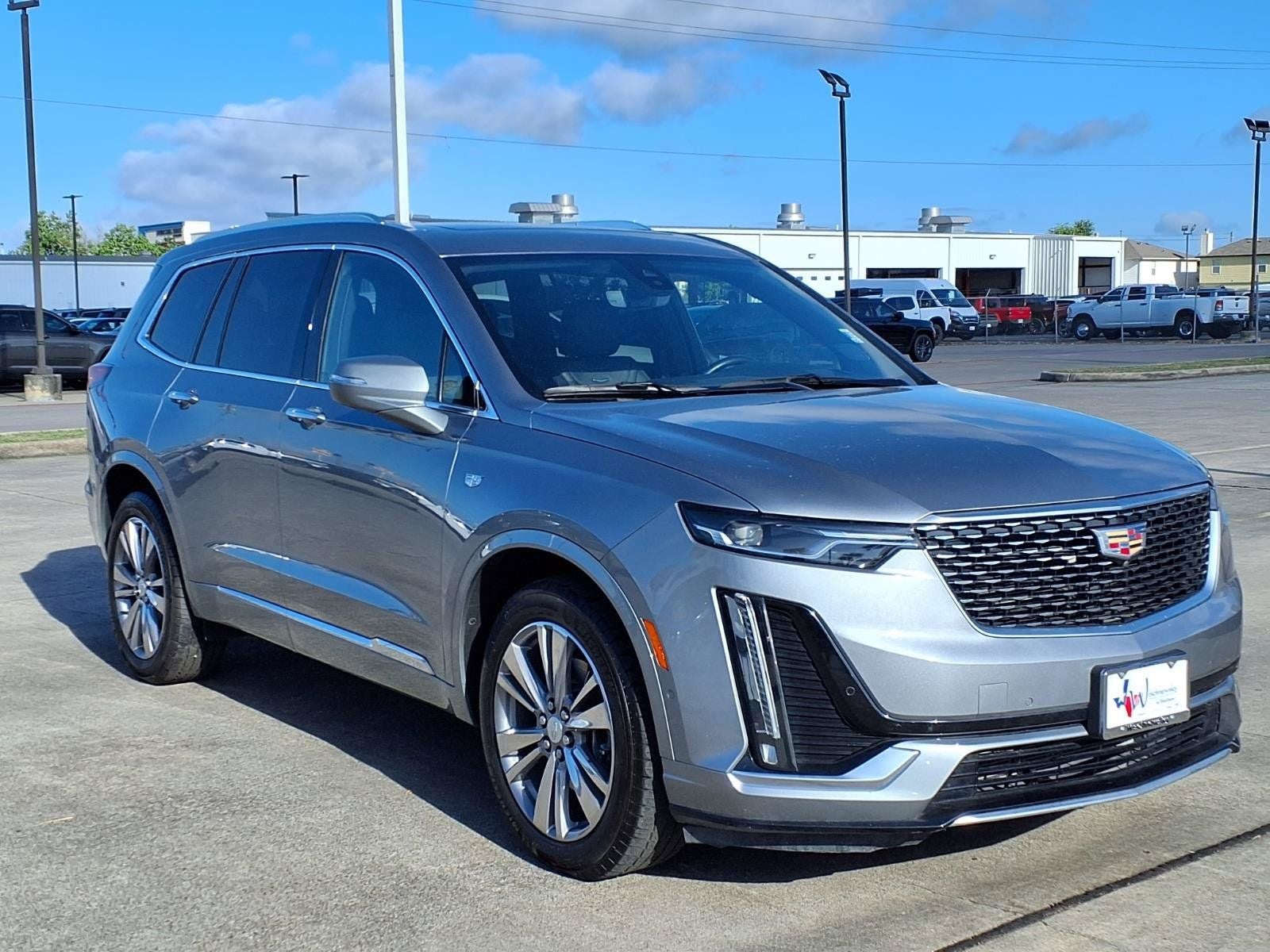 2025 Cadillac XT6 Premium Luxury