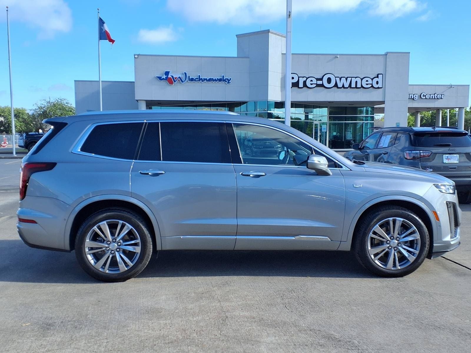2025 Cadillac XT6 Premium Luxury