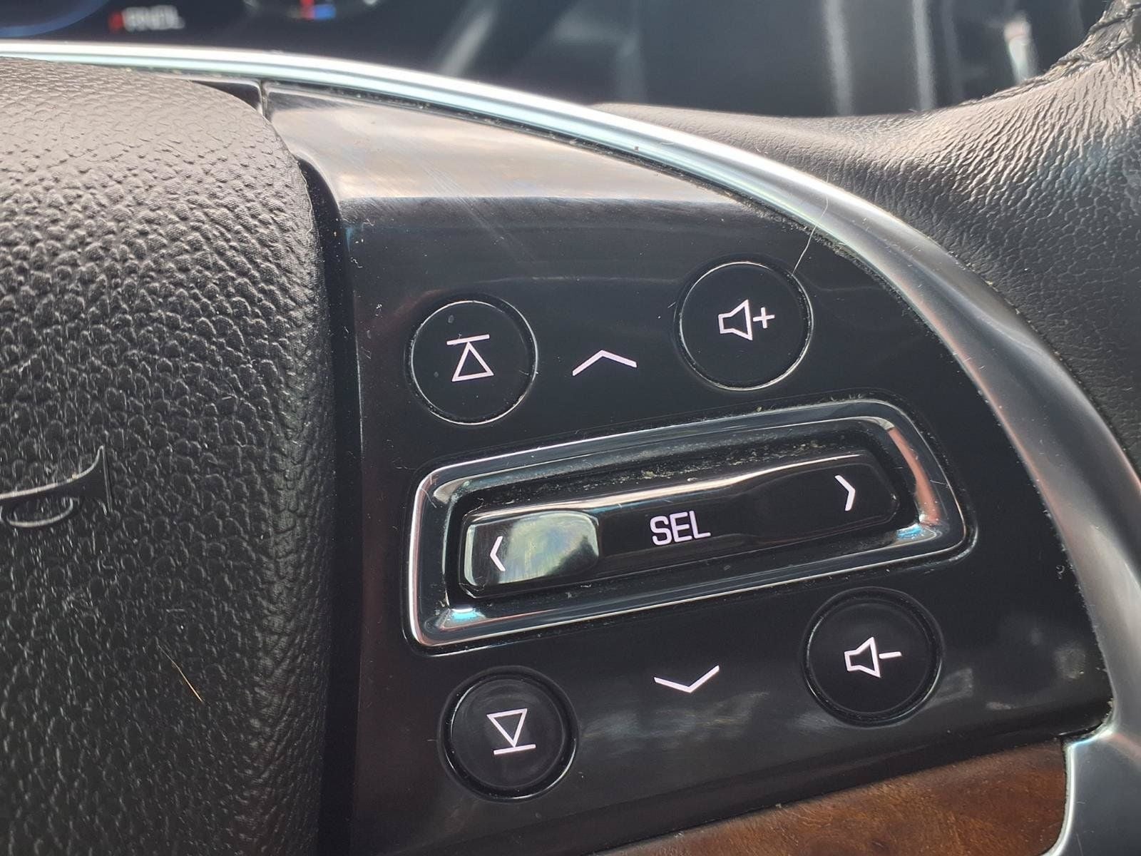 2020 Cadillac Escalade Premium Luxury