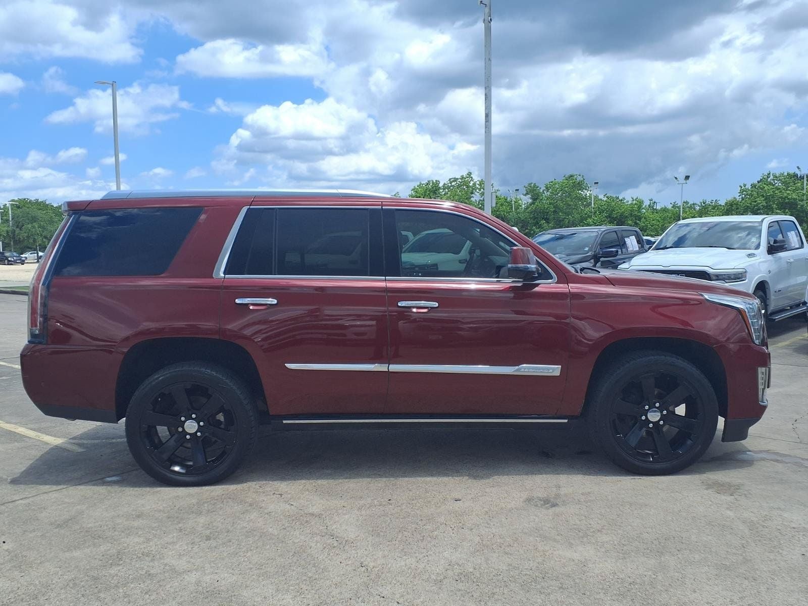 2020 Cadillac Escalade Premium Luxury