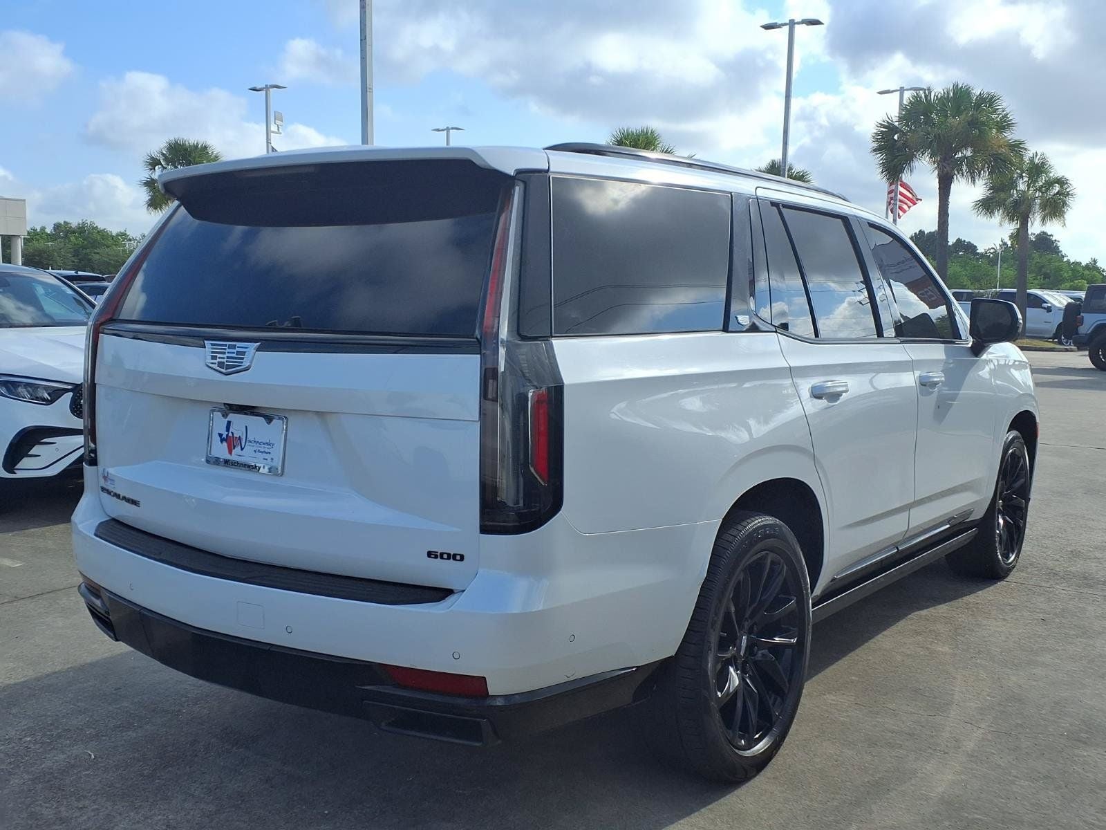 2023 Cadillac Escalade Sport