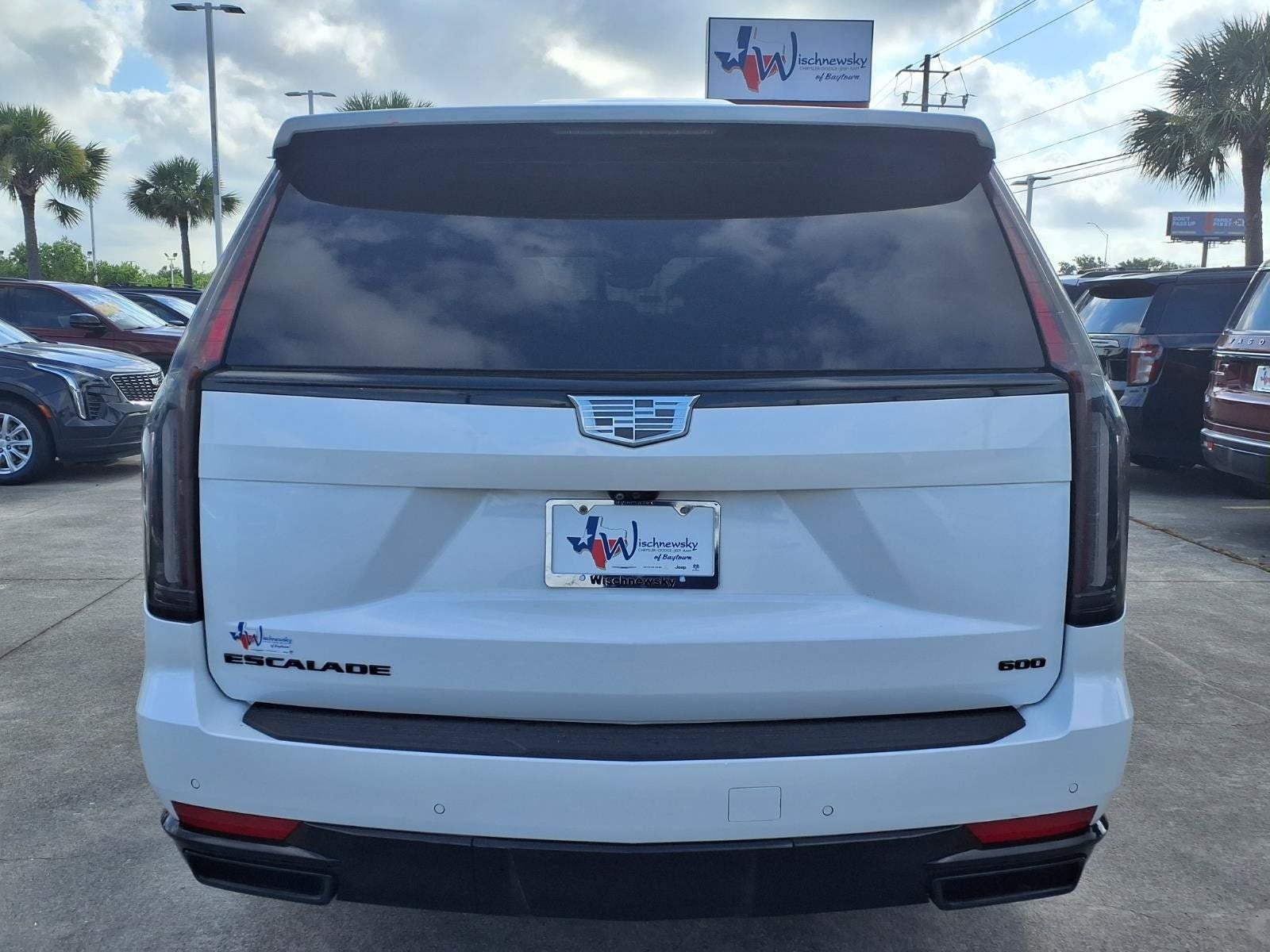 2023 Cadillac Escalade Sport