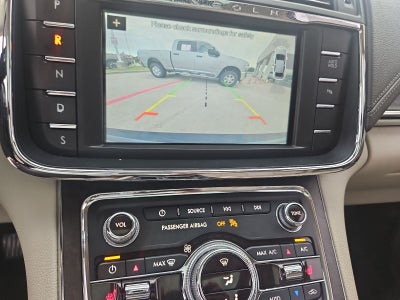 2018 Lincoln Continental Select