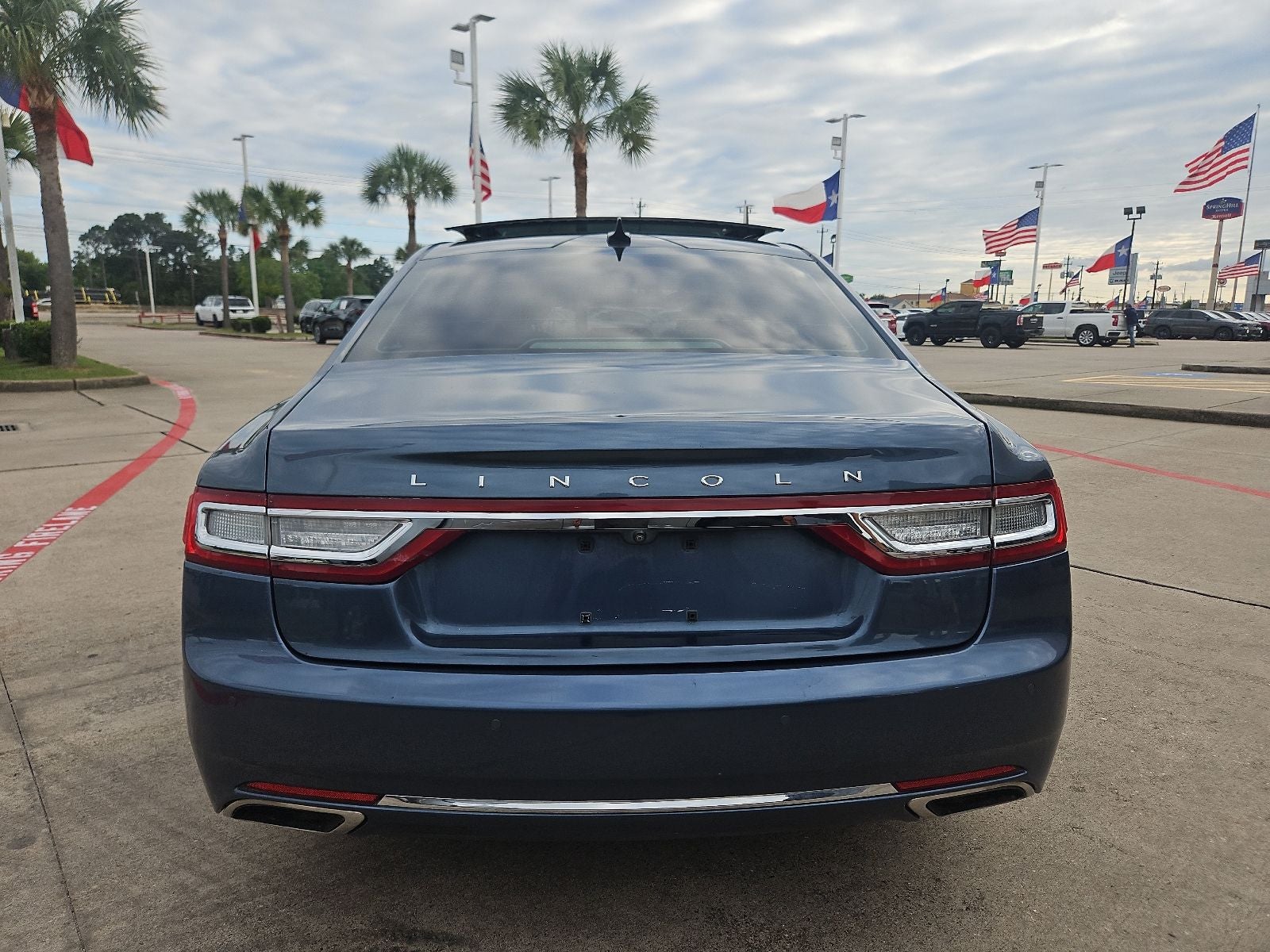 2018 Lincoln Continental Select