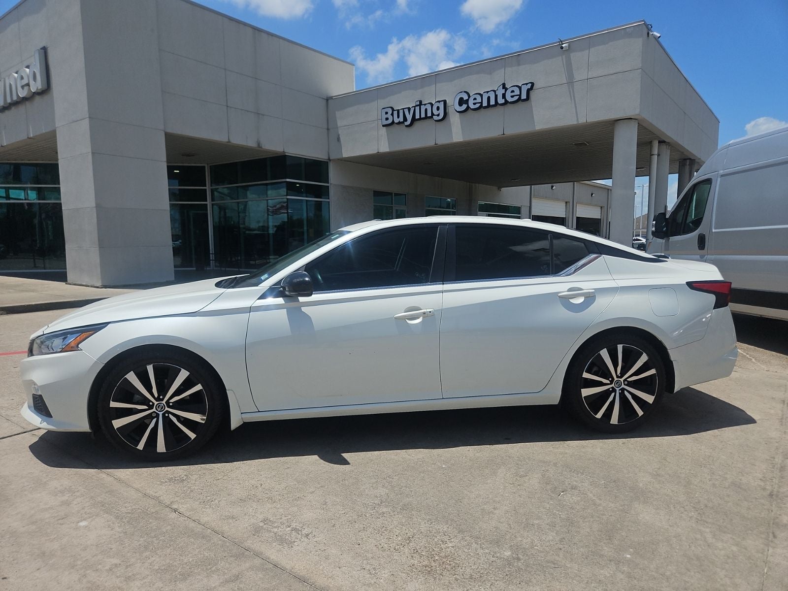2021 Nissan Altima 2.5 SR
