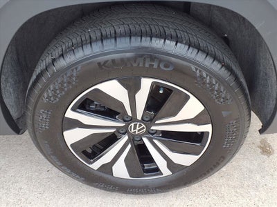 2024 Volkswagen Atlas Cross Sport 2.0T SE