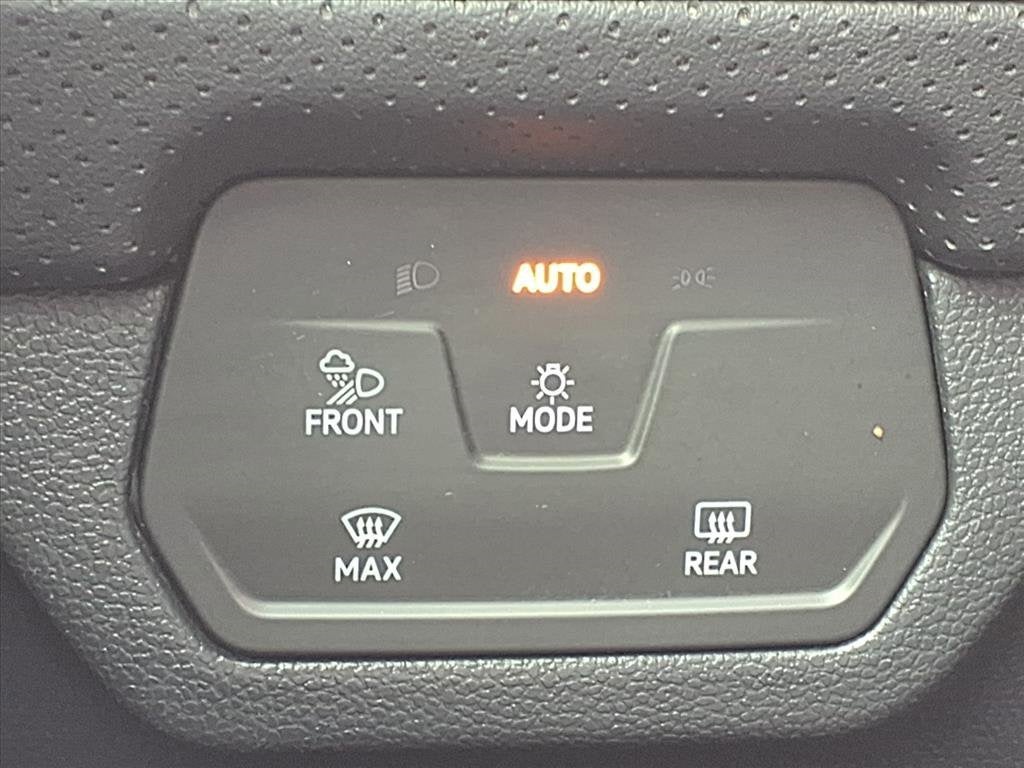 2024 Volkswagen Atlas Cross Sport 2.0T SE