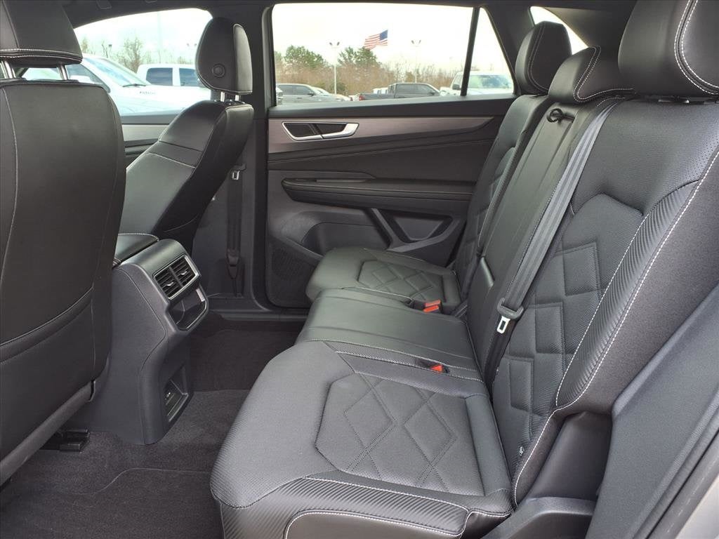 2024 Volkswagen Atlas Cross Sport 2.0T SE