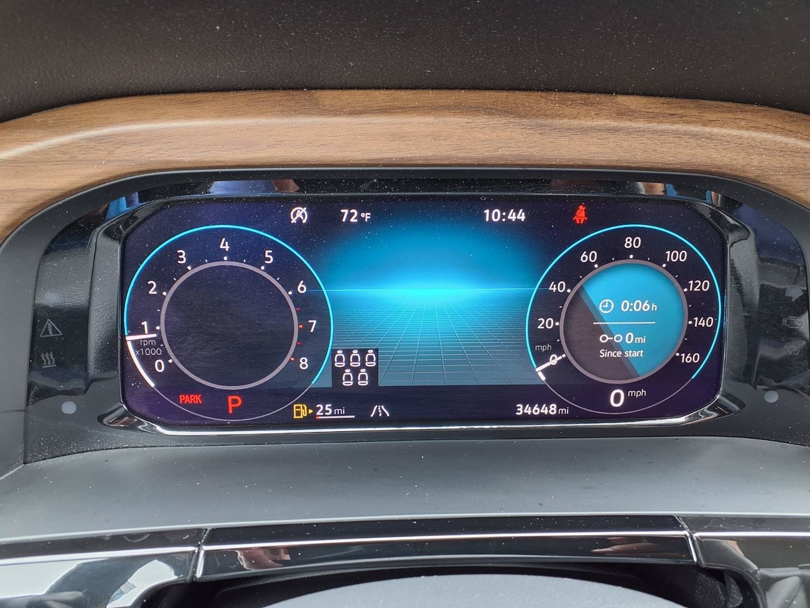 2025 Volkswagen Atlas 2.0T SE w/Technology