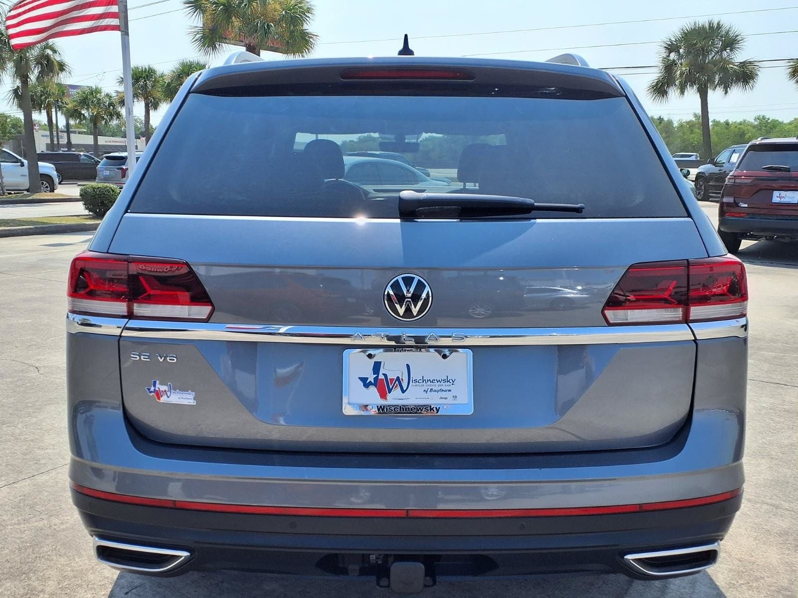 2022 Volkswagen Atlas 3.6L V6 SE w/Technology