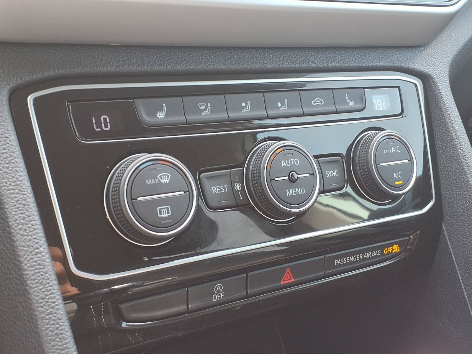2023 Volkswagen Atlas 2.0T SE w/Technology