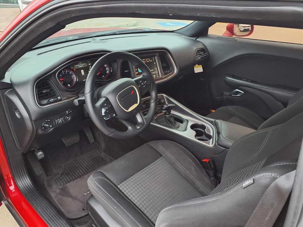 2016 Dodge Challenger SXT