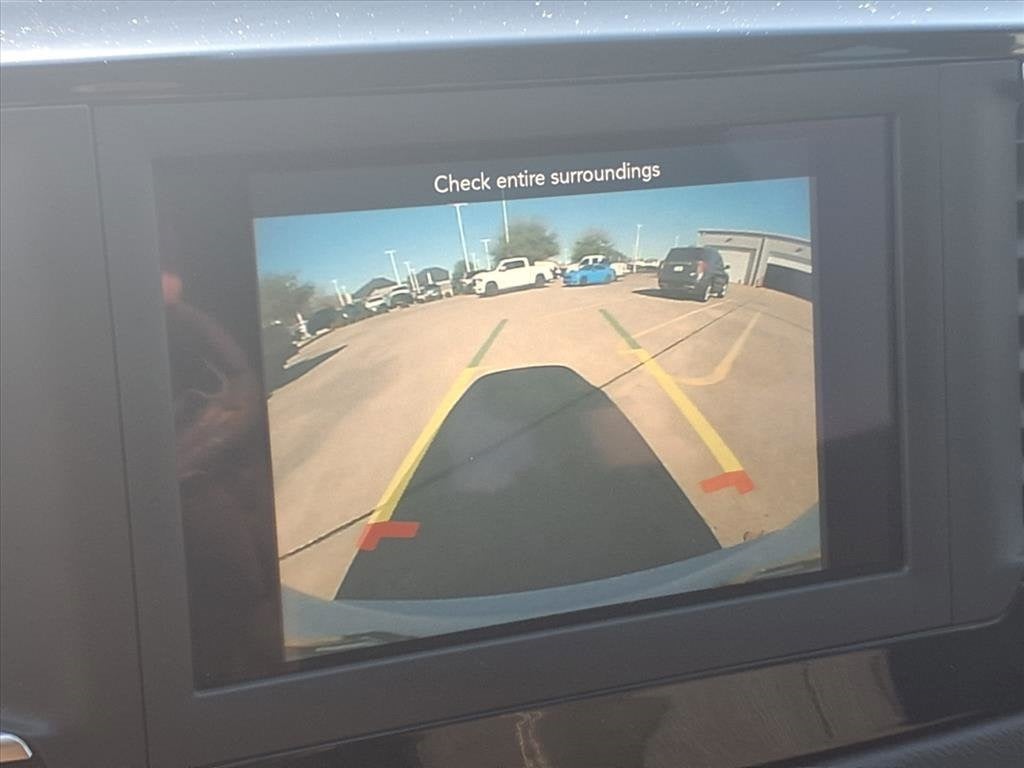 2020 Chrysler Voyager LX