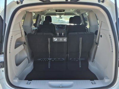 2020 Chrysler Voyager LX