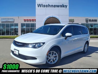 2020 Chrysler Voyager LX