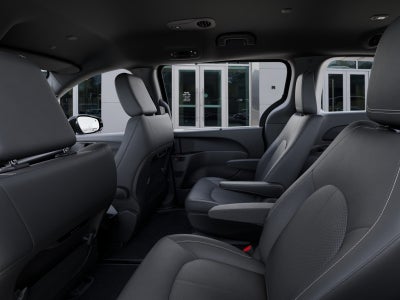 2026 Chrysler Voyager LX