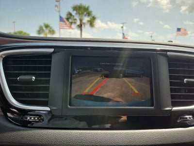 2023 Chrysler Voyager LX