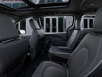 2027 Chrysler Pacifica Limited
