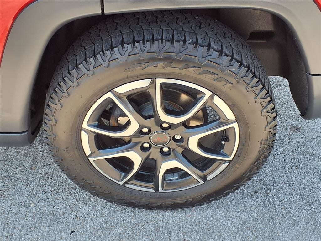 2025 Jeep Compass Trailhawk