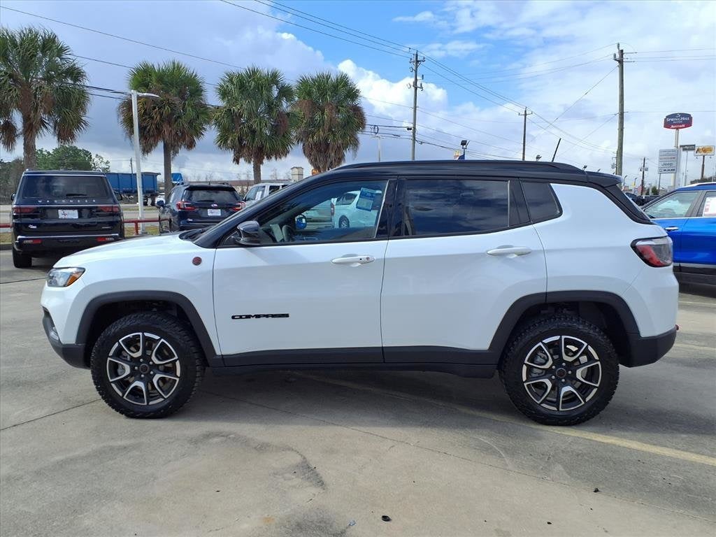 2025 Jeep Compass Trailhawk