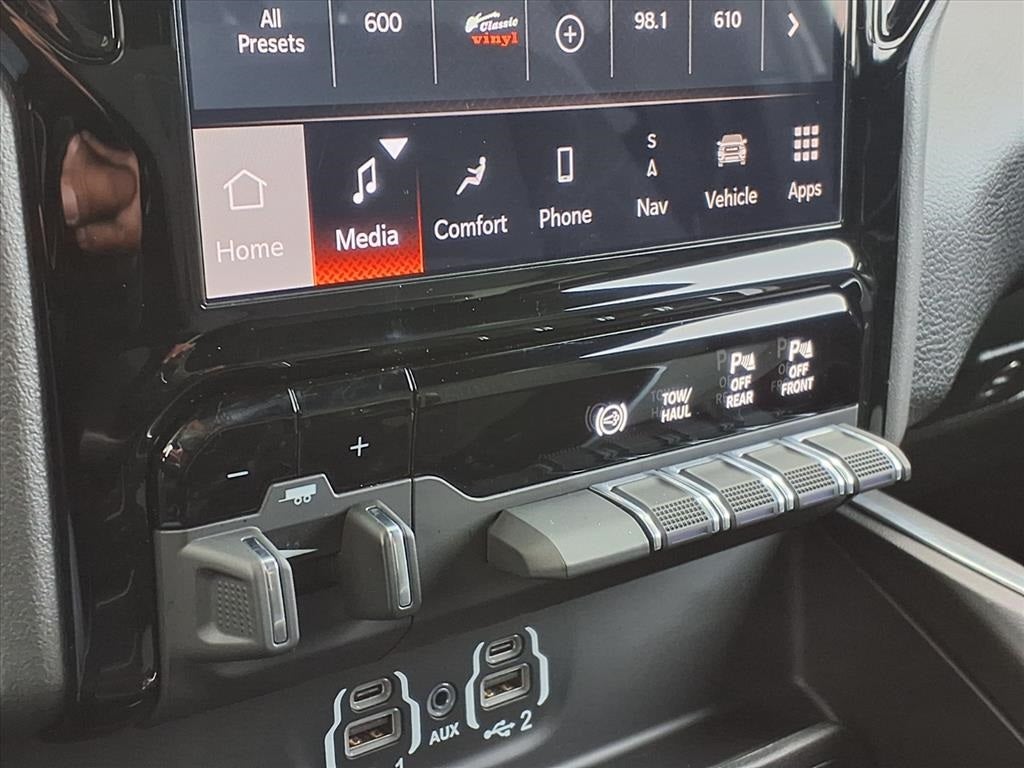 2024 RAM 3500 Big Horn