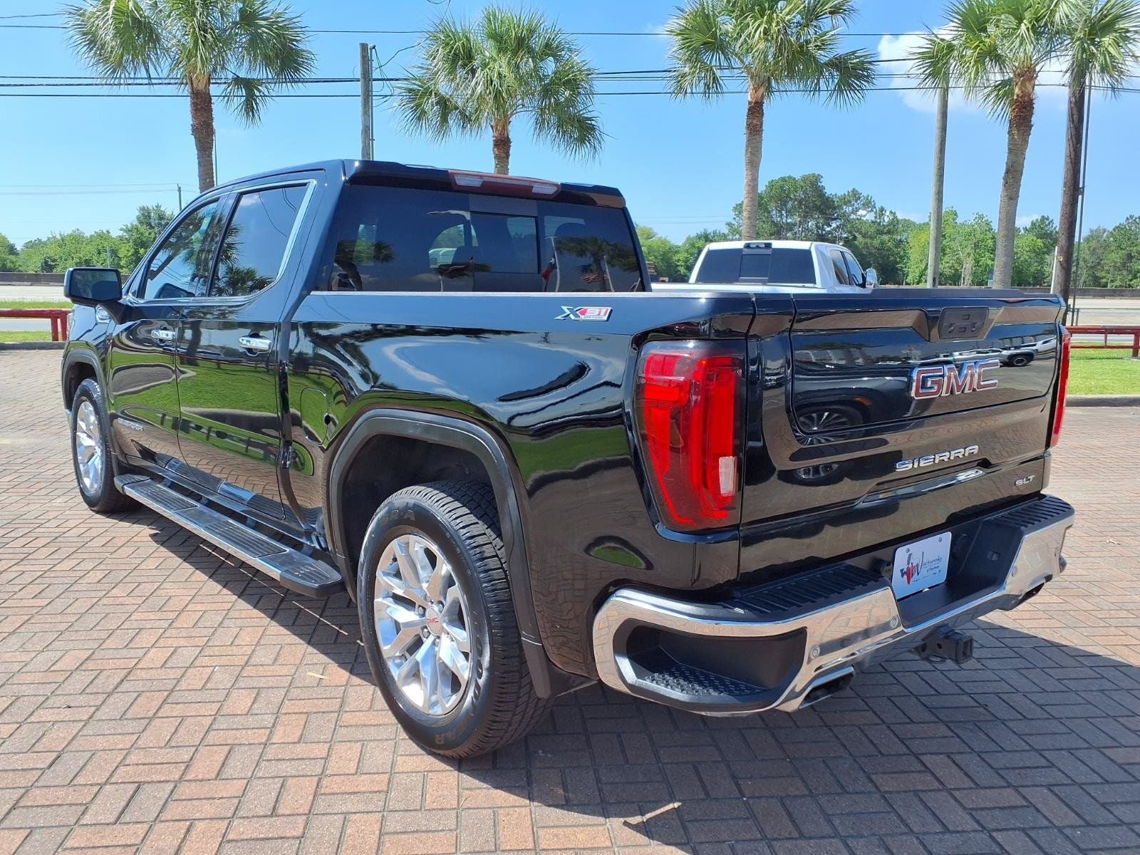 2020 GMC Sierra 1500 SLT