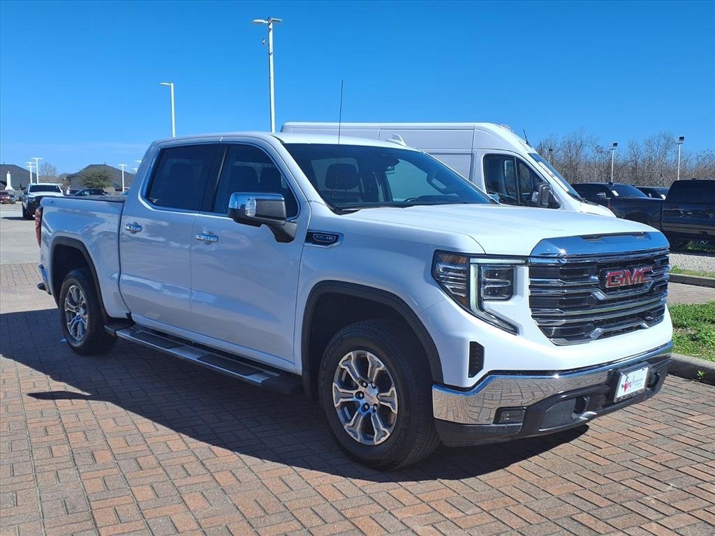 2024 GMC Sierra 1500 SLT
