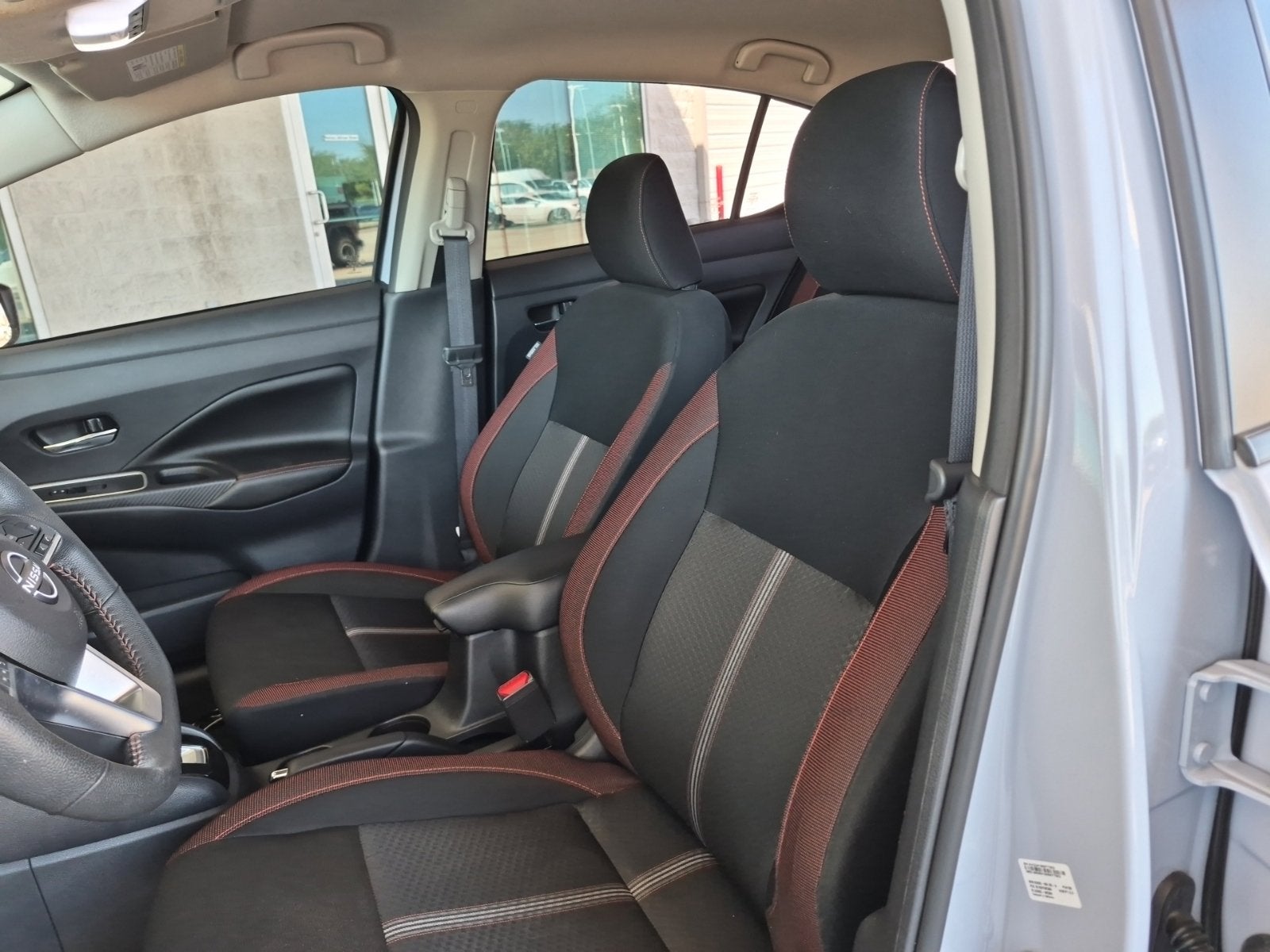 2025 Nissan Versa 1.6 SR