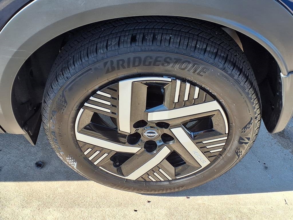 2025 Nissan Kicks SV