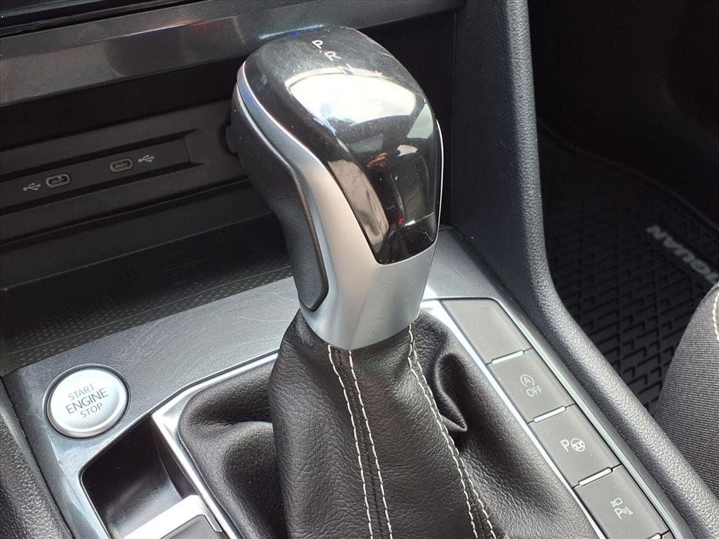 2022 Volkswagen Tiguan 2.0T SEL R-Line