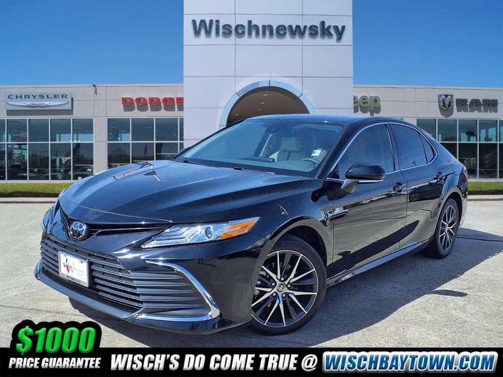 2024 Toyota Camry XLE