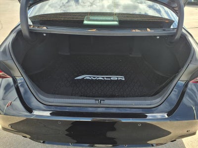 2020 Toyota Avalon Touring